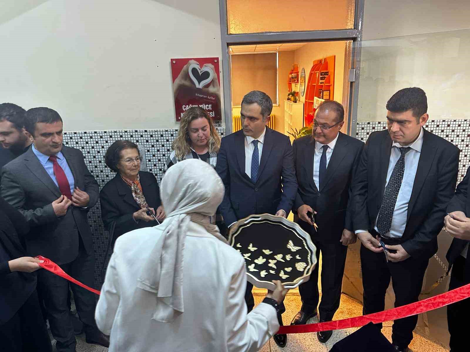 hayatini kaybeden ogrencinin adi fen lisesinde yasayacak 3 l87qDcdb