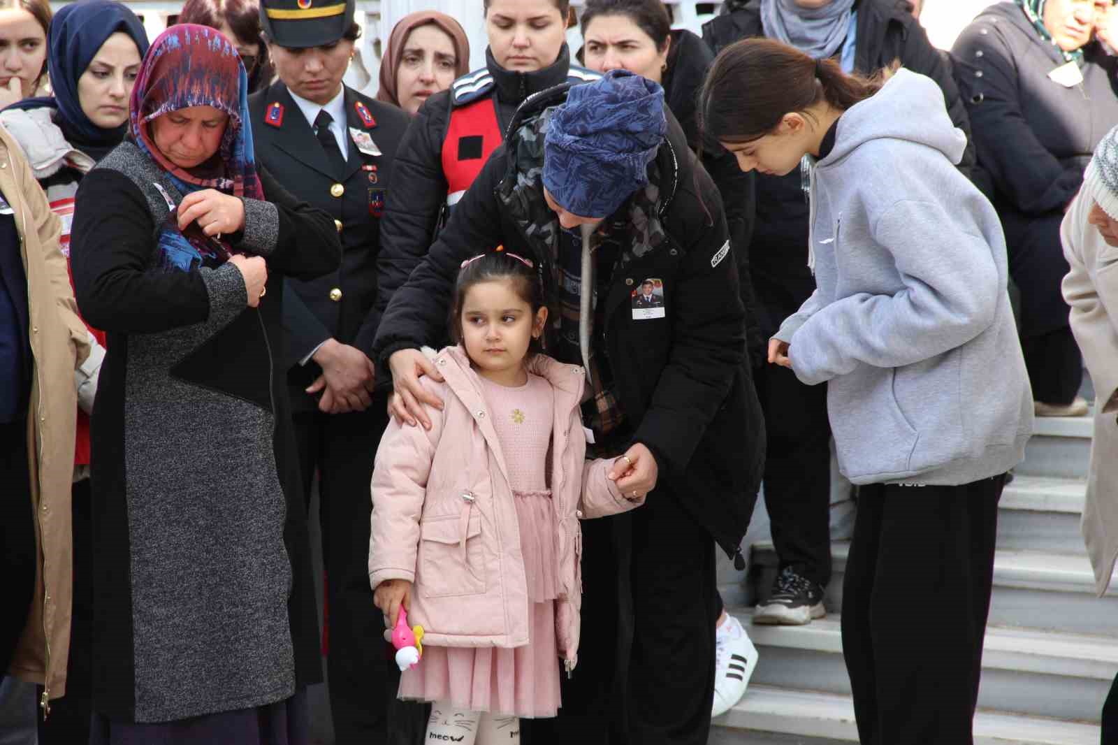 hayatini kaybeden ustegmen son yolculuguna ugurlandi 4 4MAi9tgO