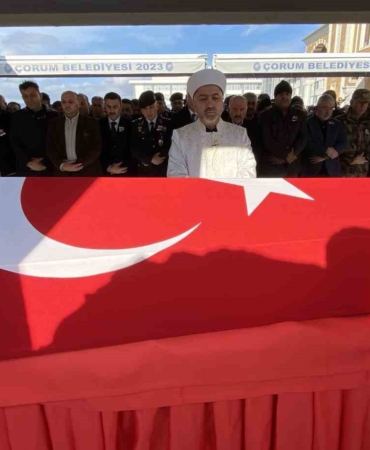 hayatini-kaybeden-ustegmen-son-yolculuguna-ugurlandi-4vuhAxie.jpg