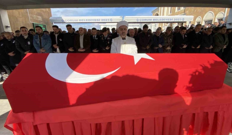 hayatini-kaybeden-ustegmen-son-yolculuguna-ugurlandi-4vuhAxie.jpg