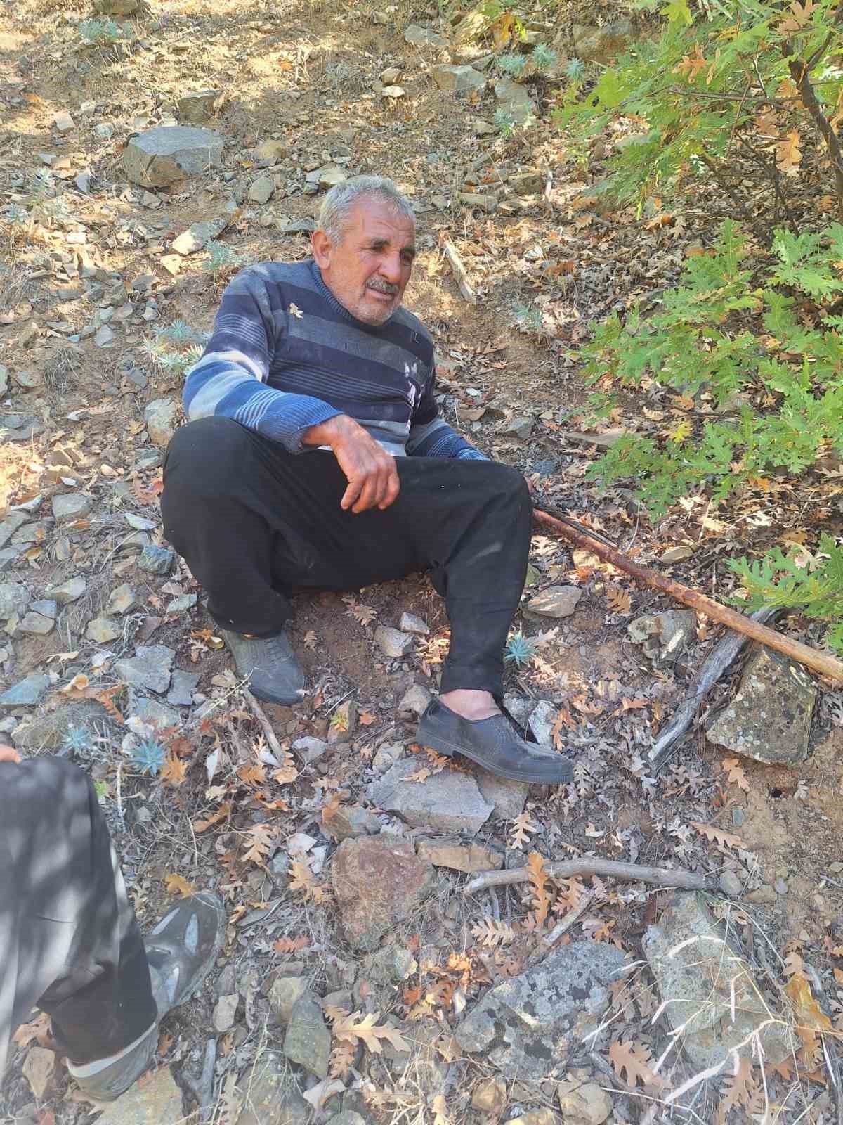 Hayvan otlatırken kayalıklardan düşen gazi kurtarıldı 5 hayvan otlatirken kayaliklardan dusen gazi kurtarildi 1