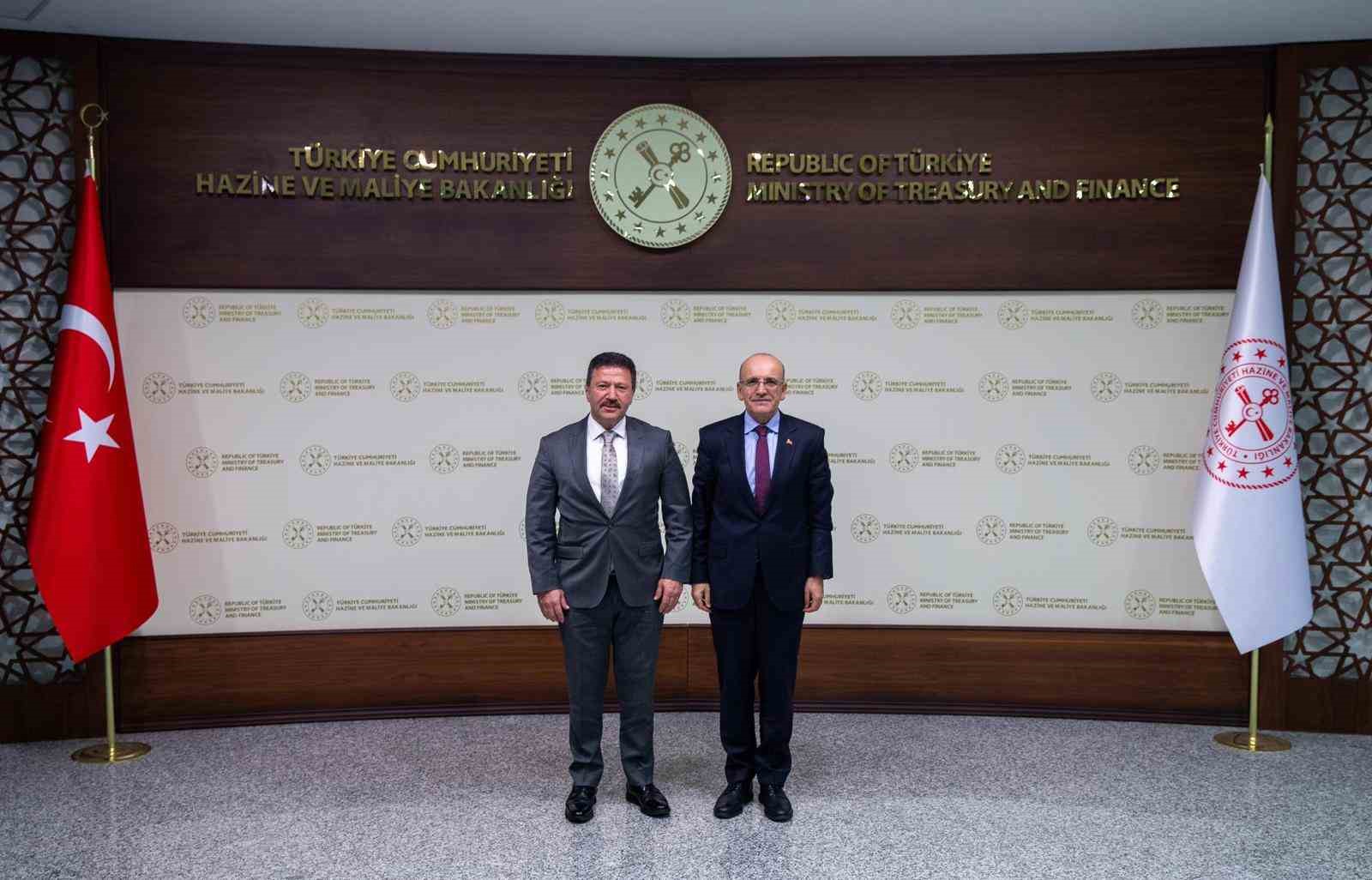 hazine ve maliye bakani simsek tsof genel baskani yigineri kabul etti 2 nR9OHfjX