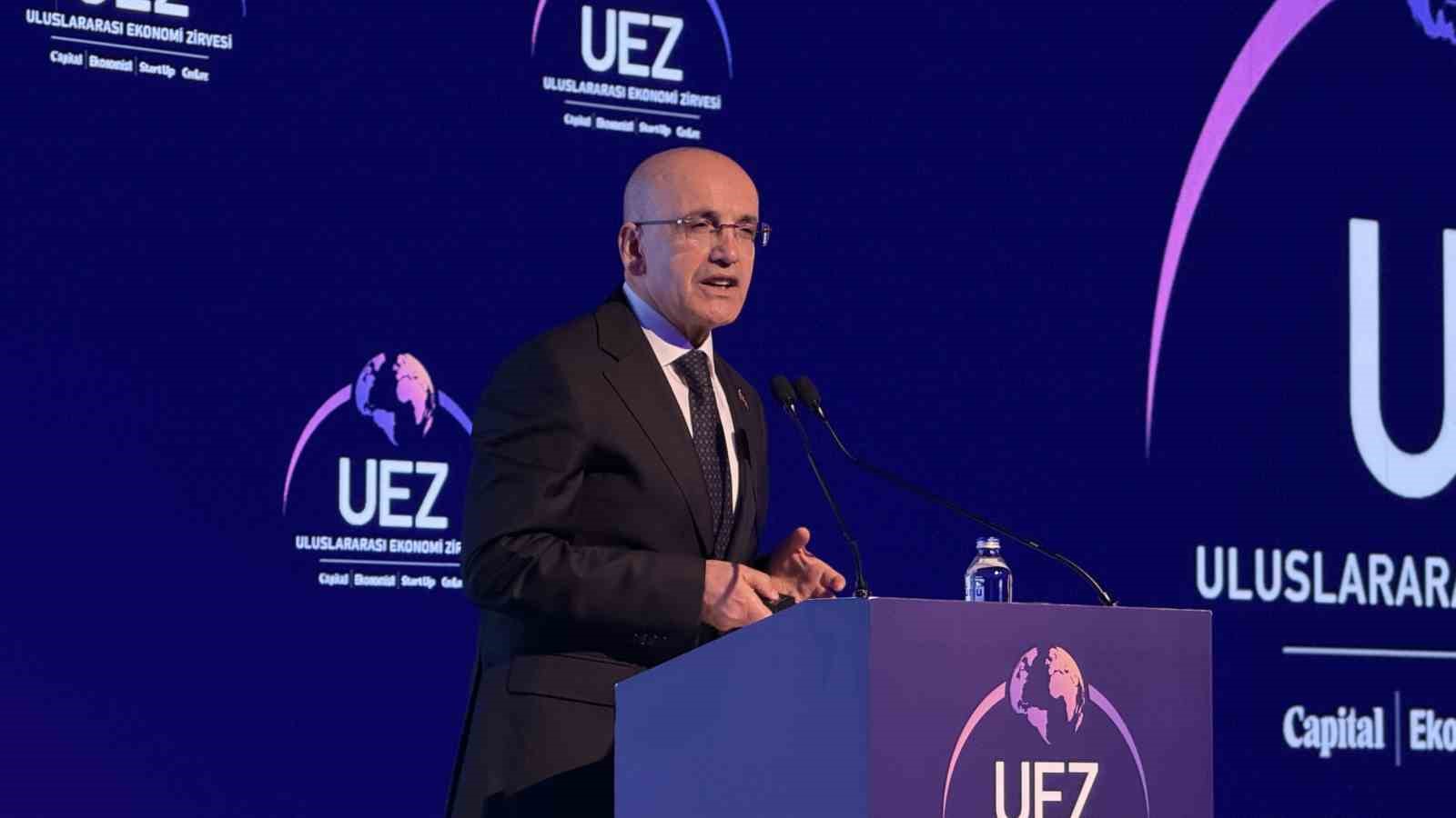 Hazine ve Maliye Bakanı Şimşek: "Vatandaşlarımızın yastık altında 640 milyar doları olduğu tahmin ediliyor" 6 hazine ve maliye bakani simsek vatandaslarimizin yastik altinda 640 milyar dolari oldugu tahmin ediliyor 2OIJiflJ