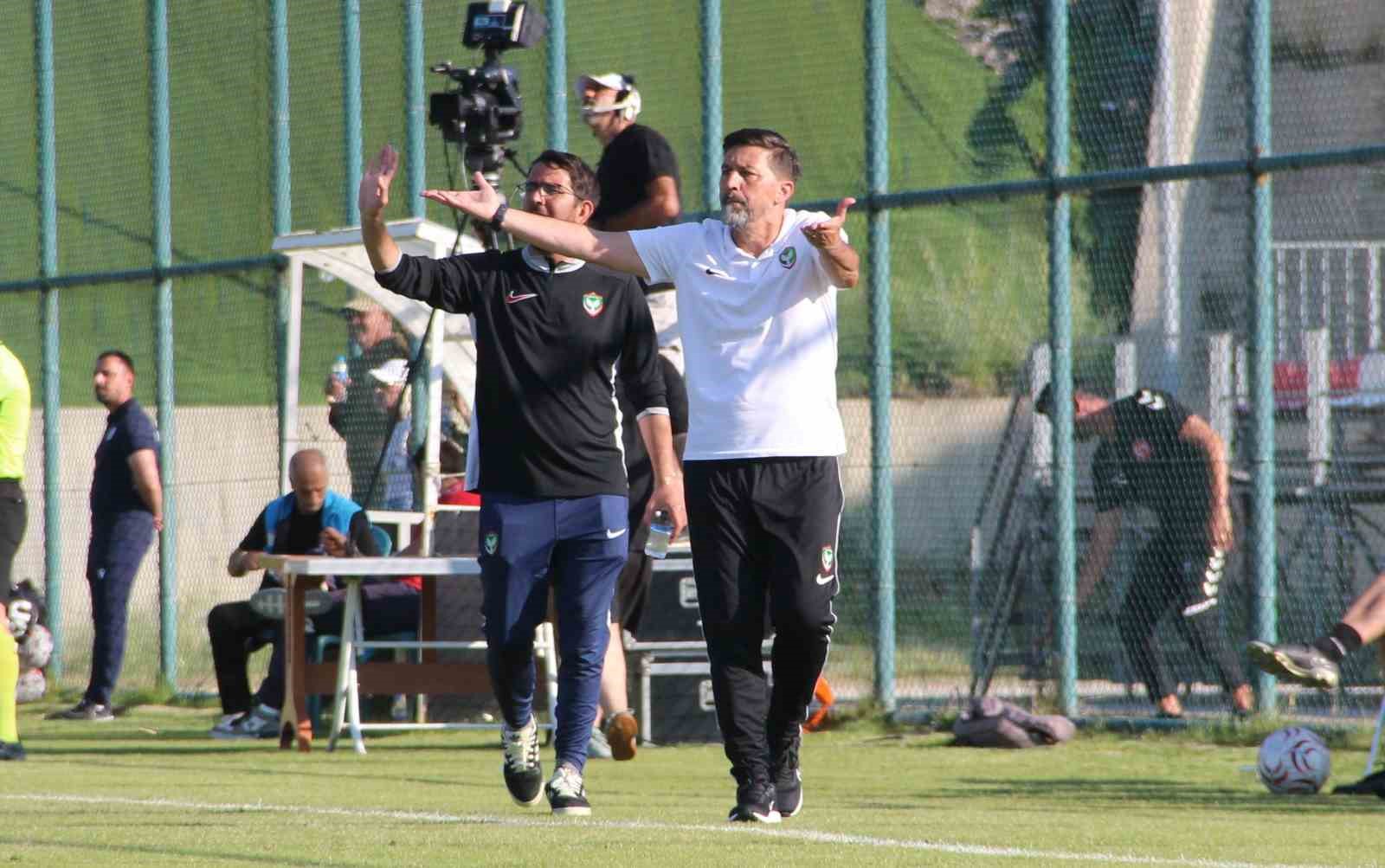 Hazırlık maçı: Amed Sportif Faaliyetler: 0 - FC Dinamo Batumi: 2 7 hazirlik maci amed sportif faaliyetler 0 fc dinamo batumi 2 3 j5cNA8s5