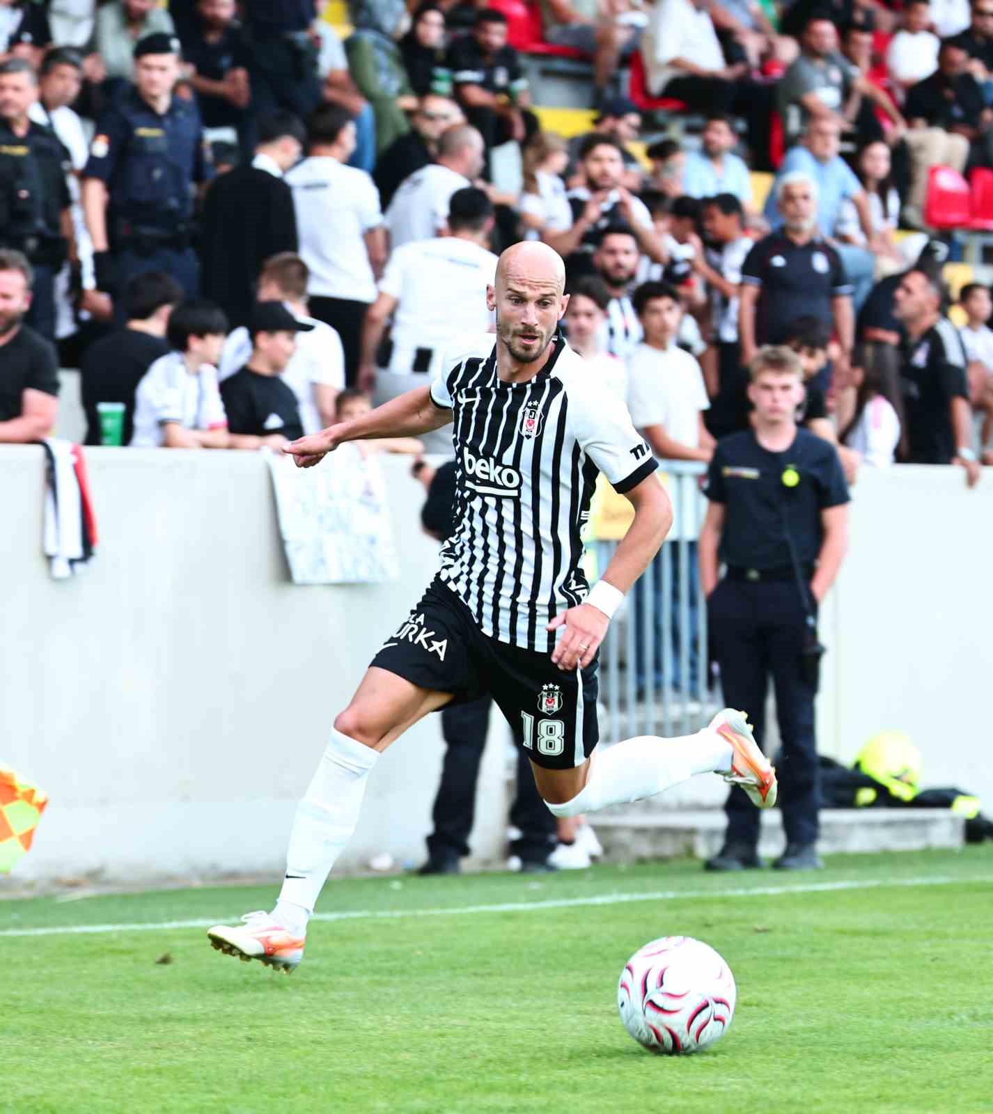hazirlik maci besiktas 0 widzew lodz 2 4 FKCcijK6