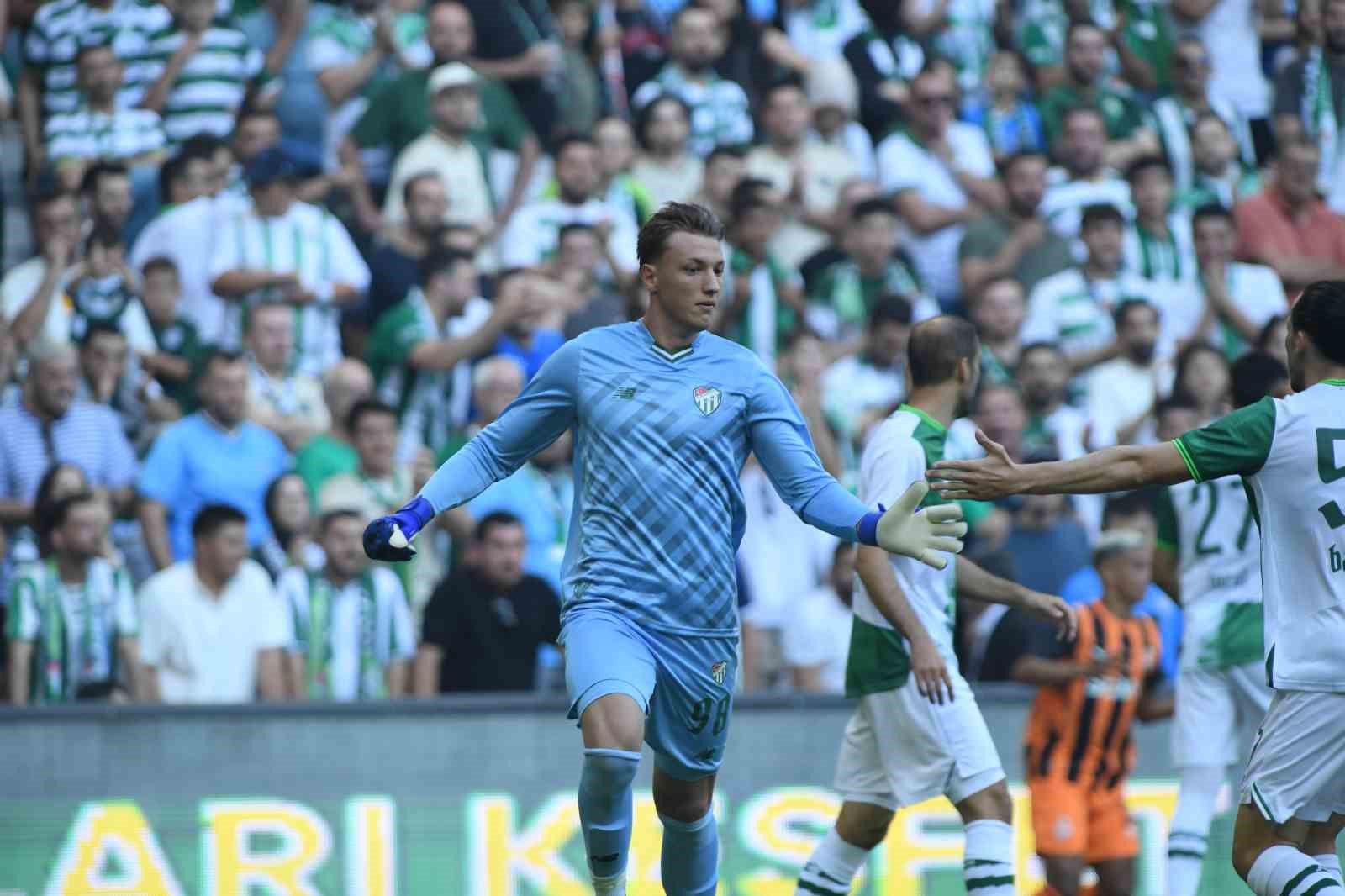 Hazırlık maçı: Bursaspor: 0 - Shakhtar Donetsk: 0 14 hazirlik maci bursaspor 0 shakhtar donetsk 0 10 9ifbALUR