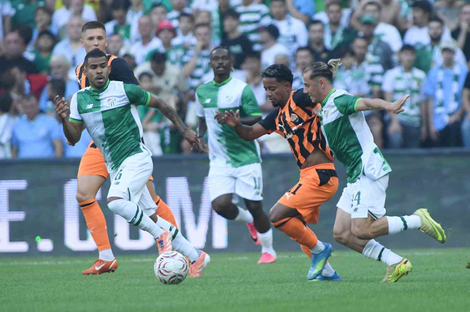 Hazırlık maçı: Bursaspor: 0 - Shakhtar Donetsk: 0 16 hazirlik maci bursaspor 0 shakhtar donetsk 0 12 BLMgcd4u