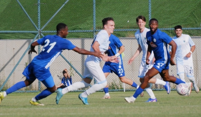 hazirlik-maci-erzurumspor-fk-0-caykur-rizespor-0-EV6Ydy3X.jpg