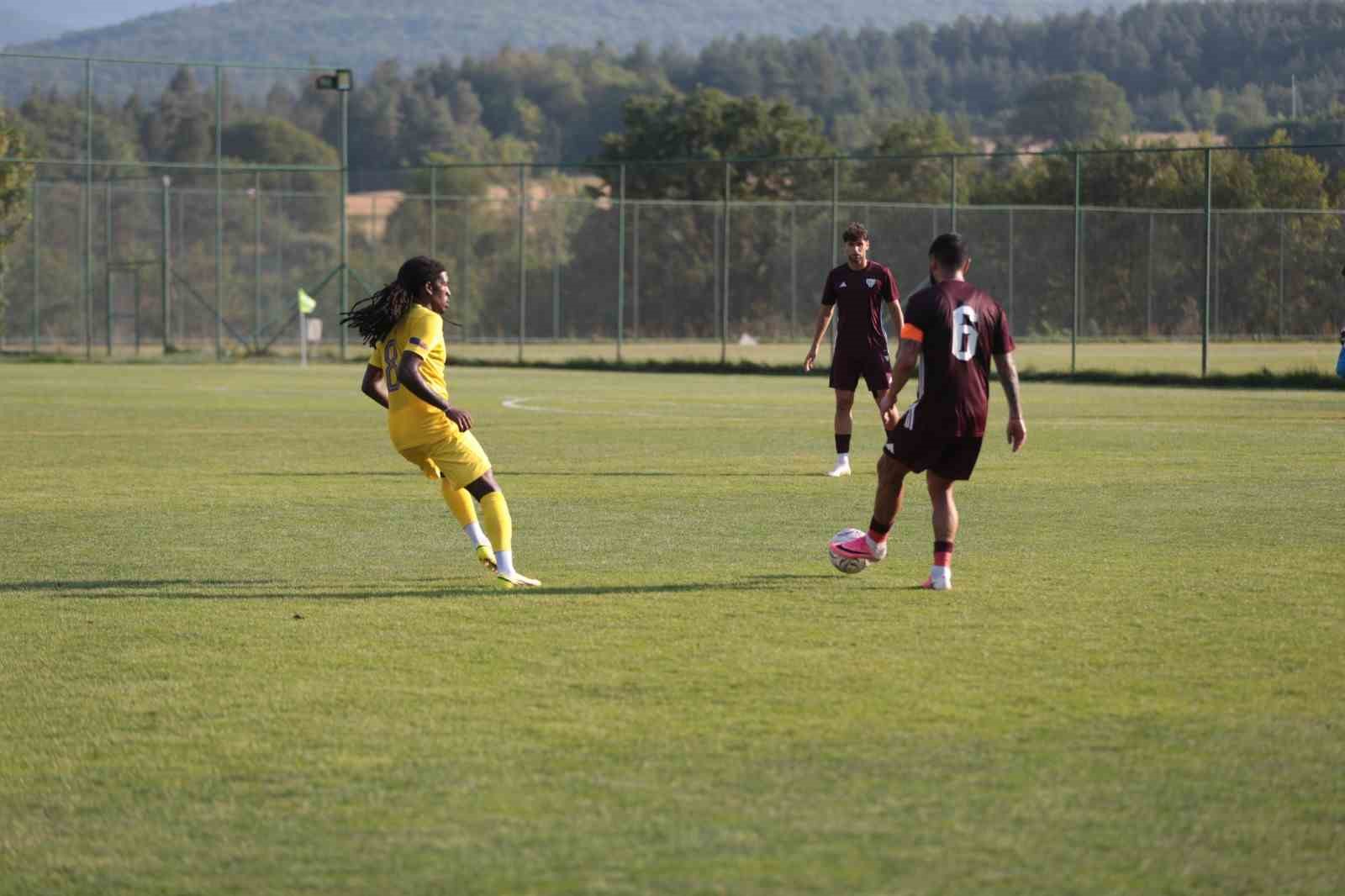 Hazırlık maçı: Eyüpspor 1 - Bandırmaspor 1 7 hazirlik maci eyupspor 1 bandirmaspor 1 3 OymSWXml