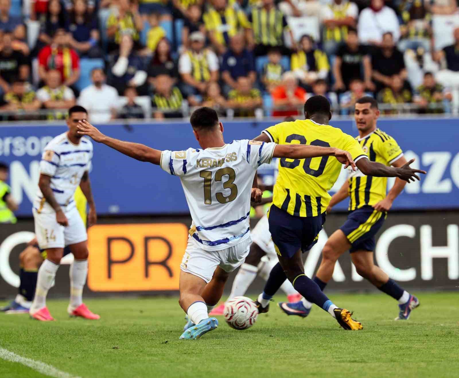 Hazırlık maçı: Fenerbahçe 4 - Pogon Szczecin: 0 6 hazirlik maci fenerbahce 4 pogon szczecin 0 2