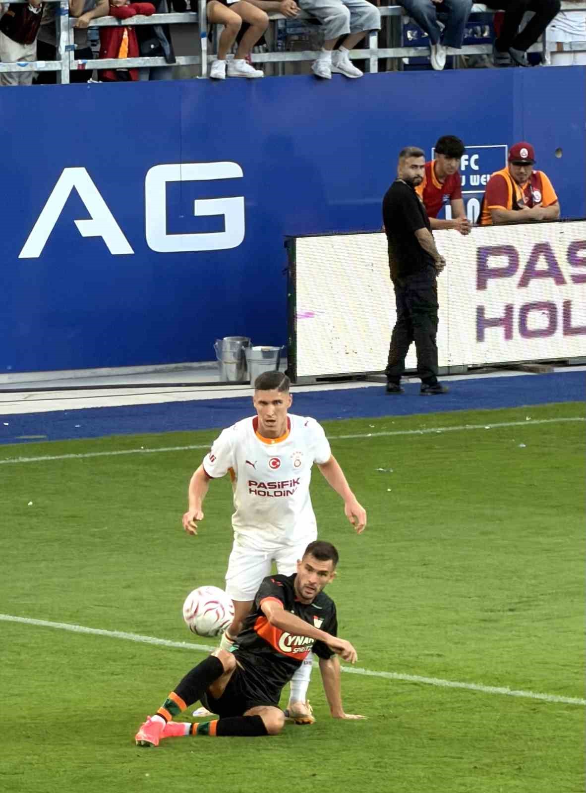 hazirlik maci galatasaray 0 venezia 3 3 fbWJpprE