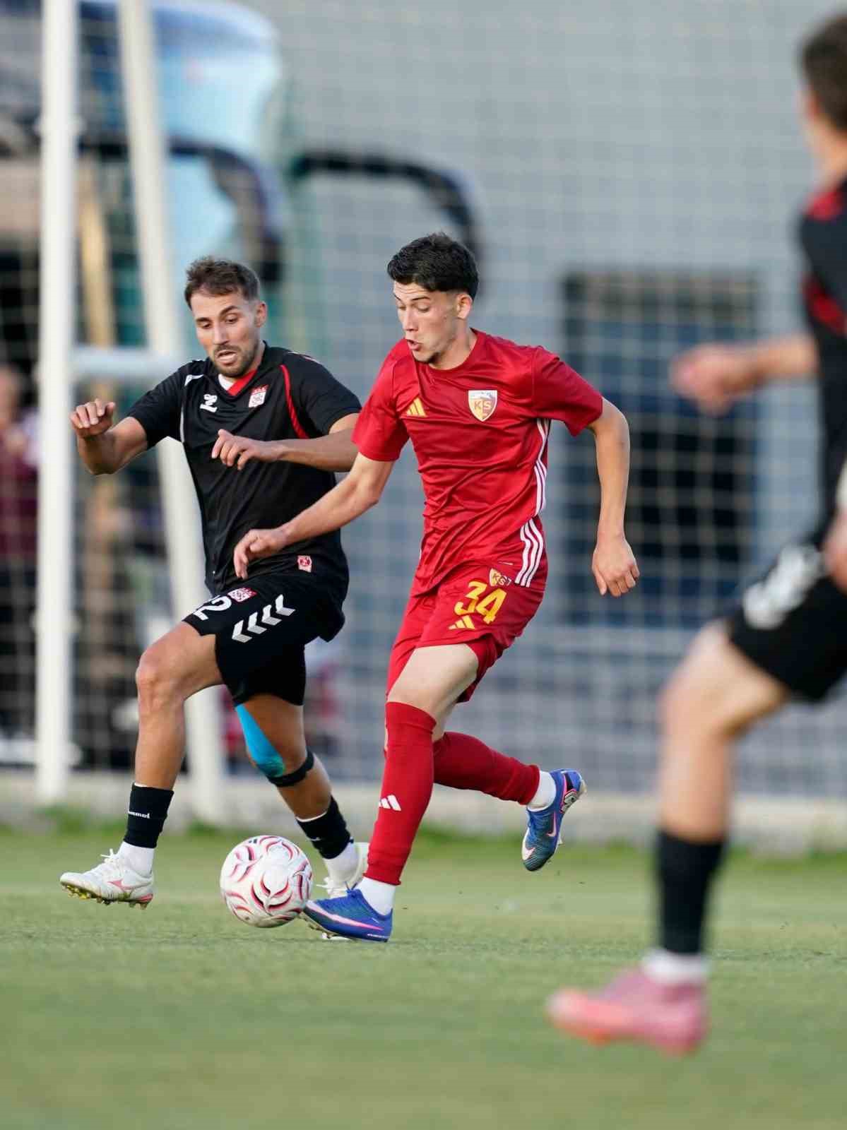 Hazırlık maçı: Kayserispor: 0 - Sivasspor: 1 4 hazirlik maci kayserispor 0 sivasspor 1 0 fytSuPhW