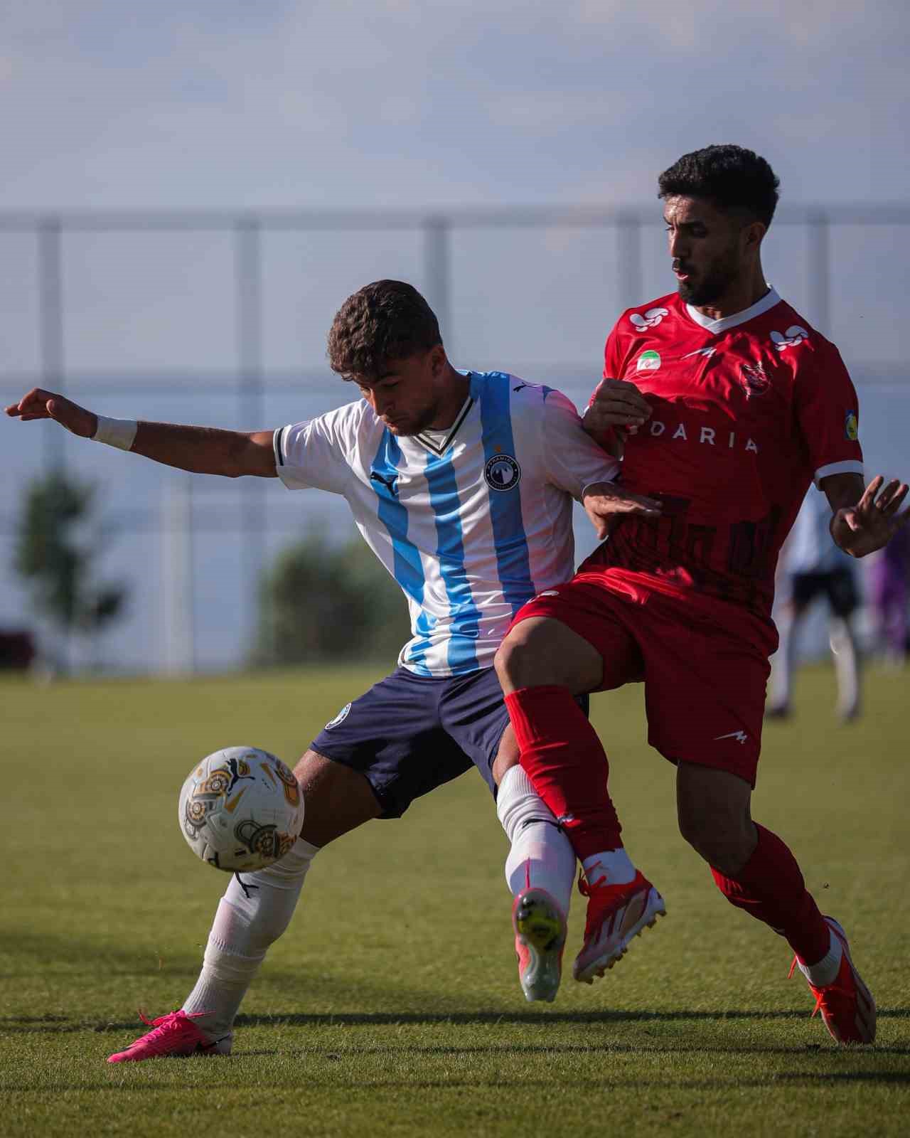 hazirlik maci persepolis 1 pyramids fc 0 2 BXz1cm5s