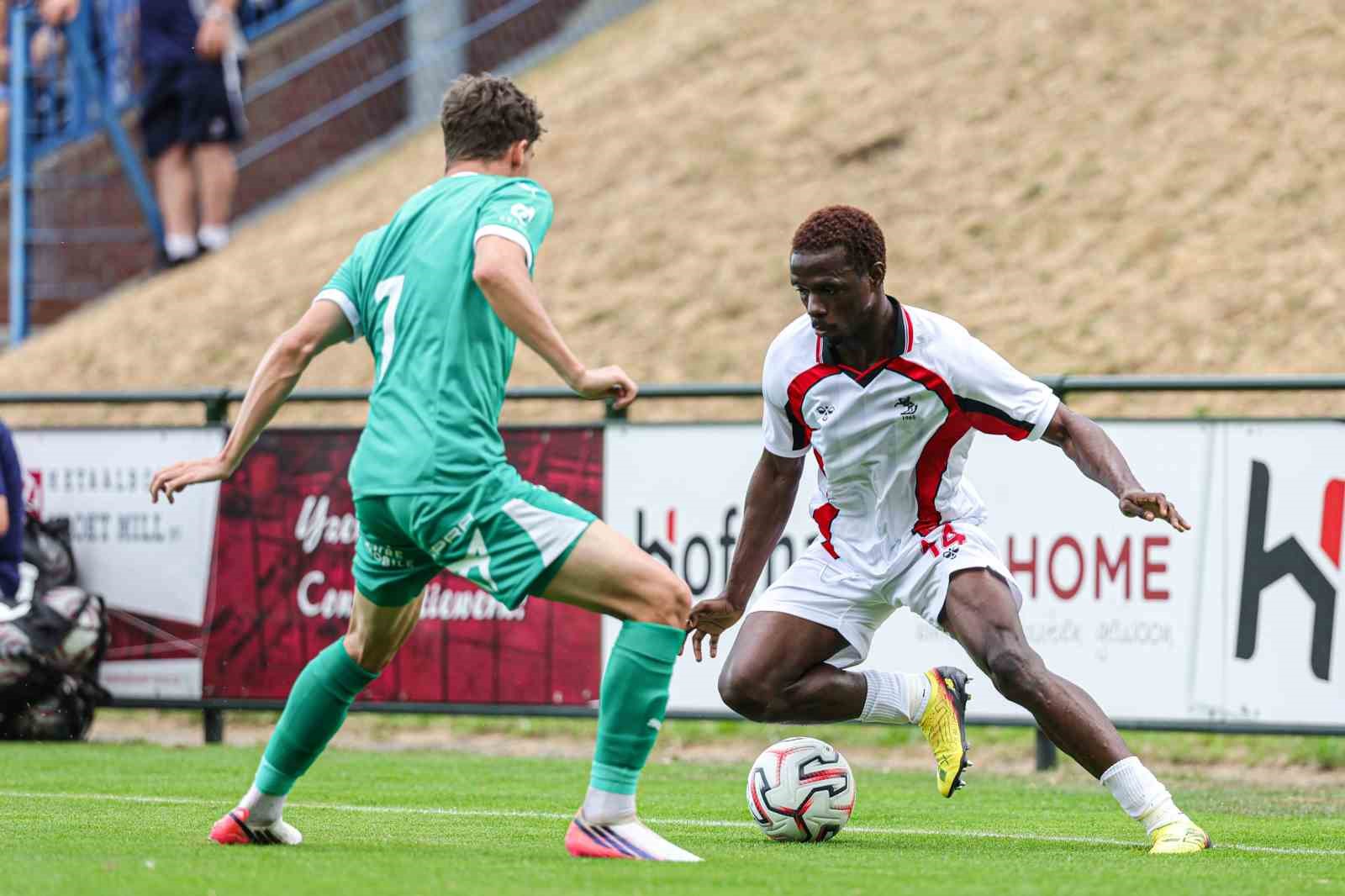 Hazırlık maçı: Samsunspor: 0 - RAAL La Louvire: 0 5 hazirlik maci samsunspor 0 raal la louvire 0 1 jvrpFBKF