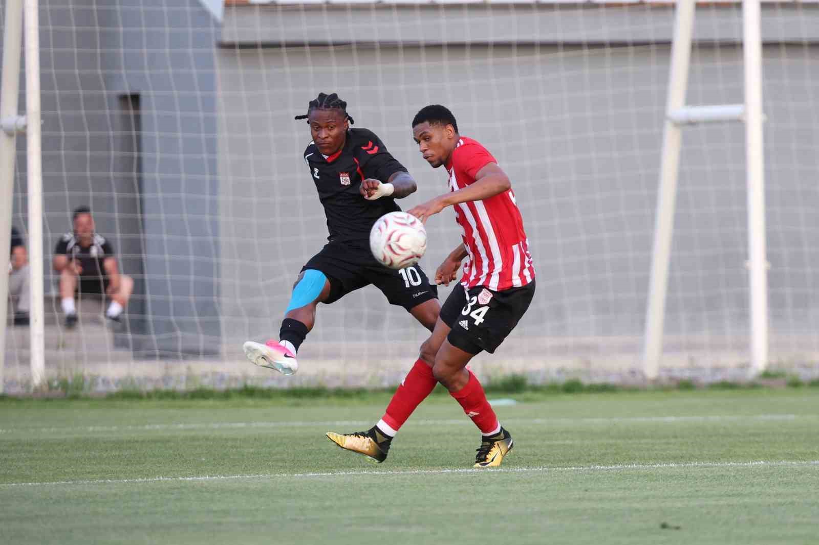 Hazırlık maçı: Sivasspor:0 - Pendikspor: 0 6 hazirlik maci sivasspor0 pendikspor 0 2 jRUVCCR8