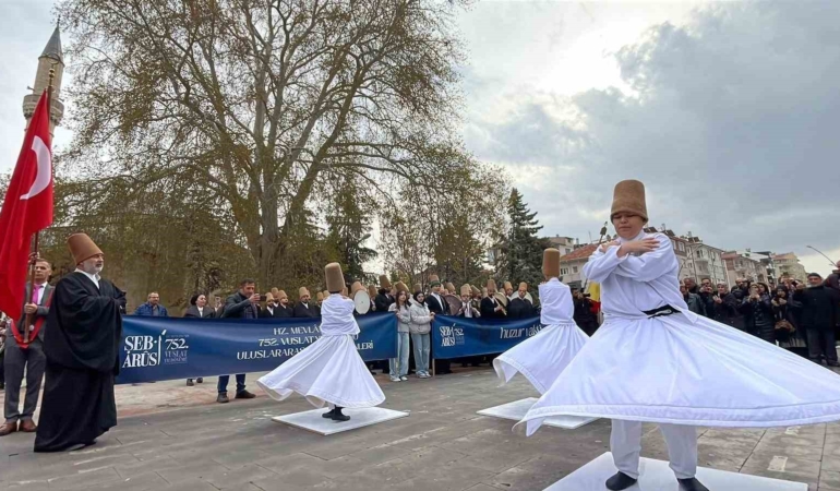 hazreti-mevlanayi-anma-torenleri-ilk-kez-karamandan-basladi-NtKMW4I1.jpg