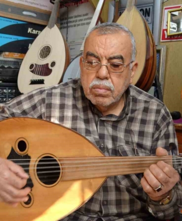 hediye-baglama-ile-baslayan-muzik-tutkusu-61-yildir-suruyor-U84nIn3I.jpg