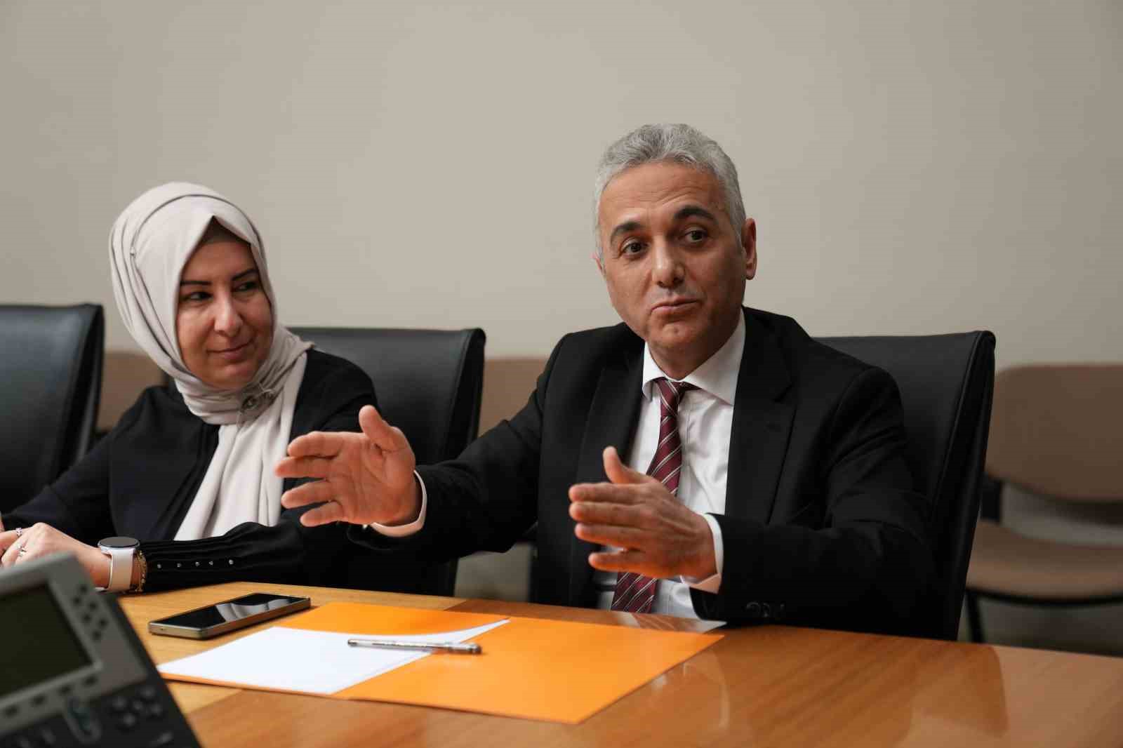 hekimsen prof dr halit yerebakan ile saglik sisteminin gelecegini konustu 1 POLJtysy