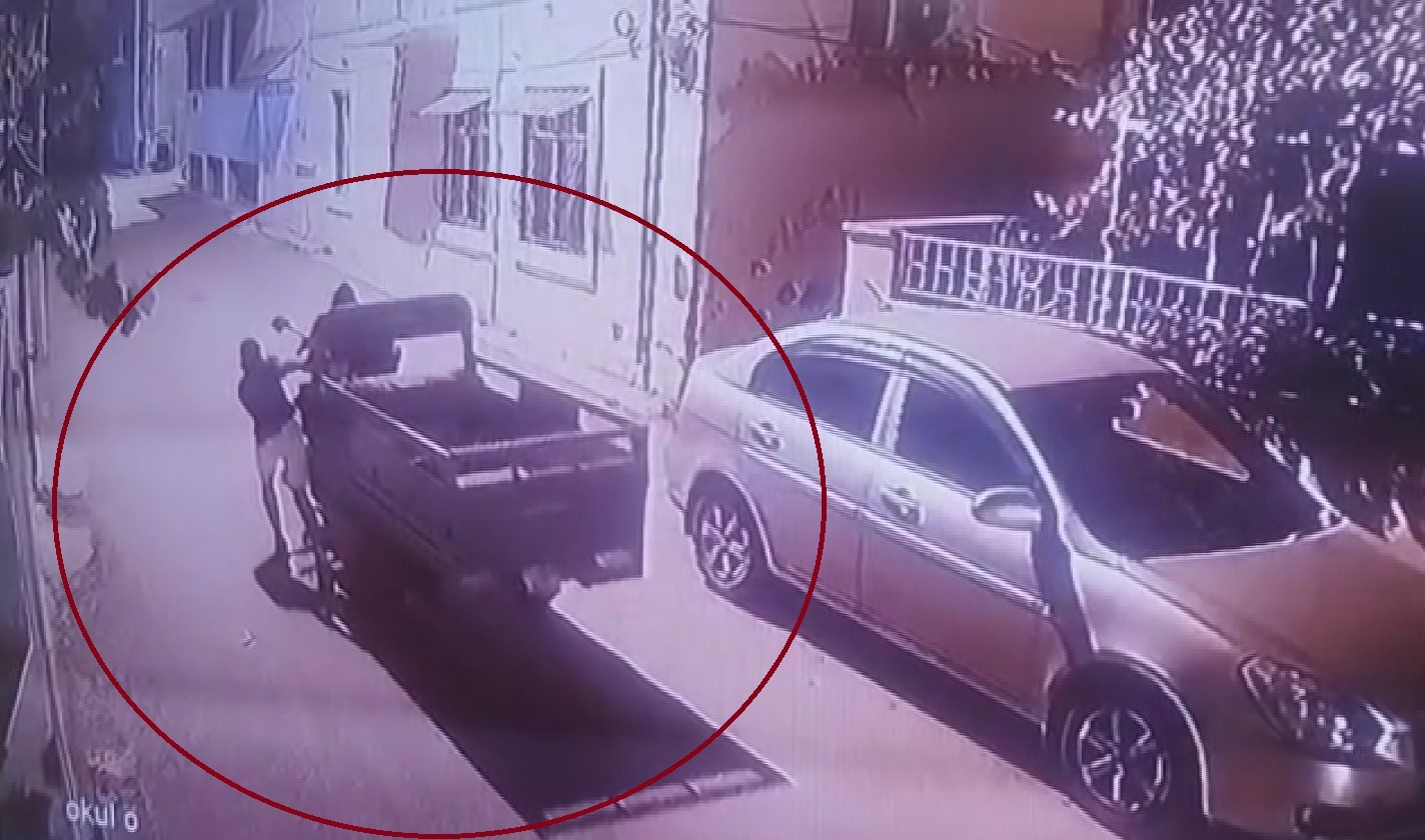 ‘Helal parayla aldım’ dediği çalınan motosikleti 24 saat geçmeden polis tarafından bulundu 4 helal parayla aldim dedigi calinan motosikleti 24 saat gecmeden polis tarafindan bulundu 0 tgddQnIi