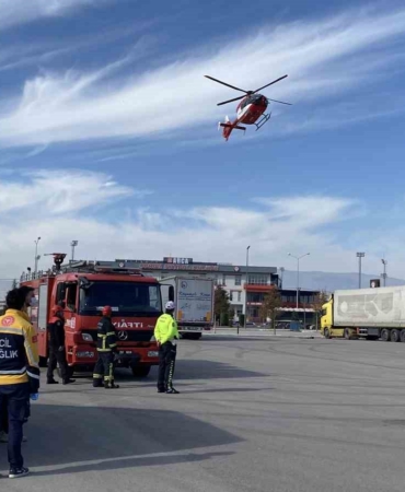 helikopter-ambulans-motosiklet-kazasinda-agir-yaralanan-cocuk-icin-havalandi-asSsj6Hc.jpg