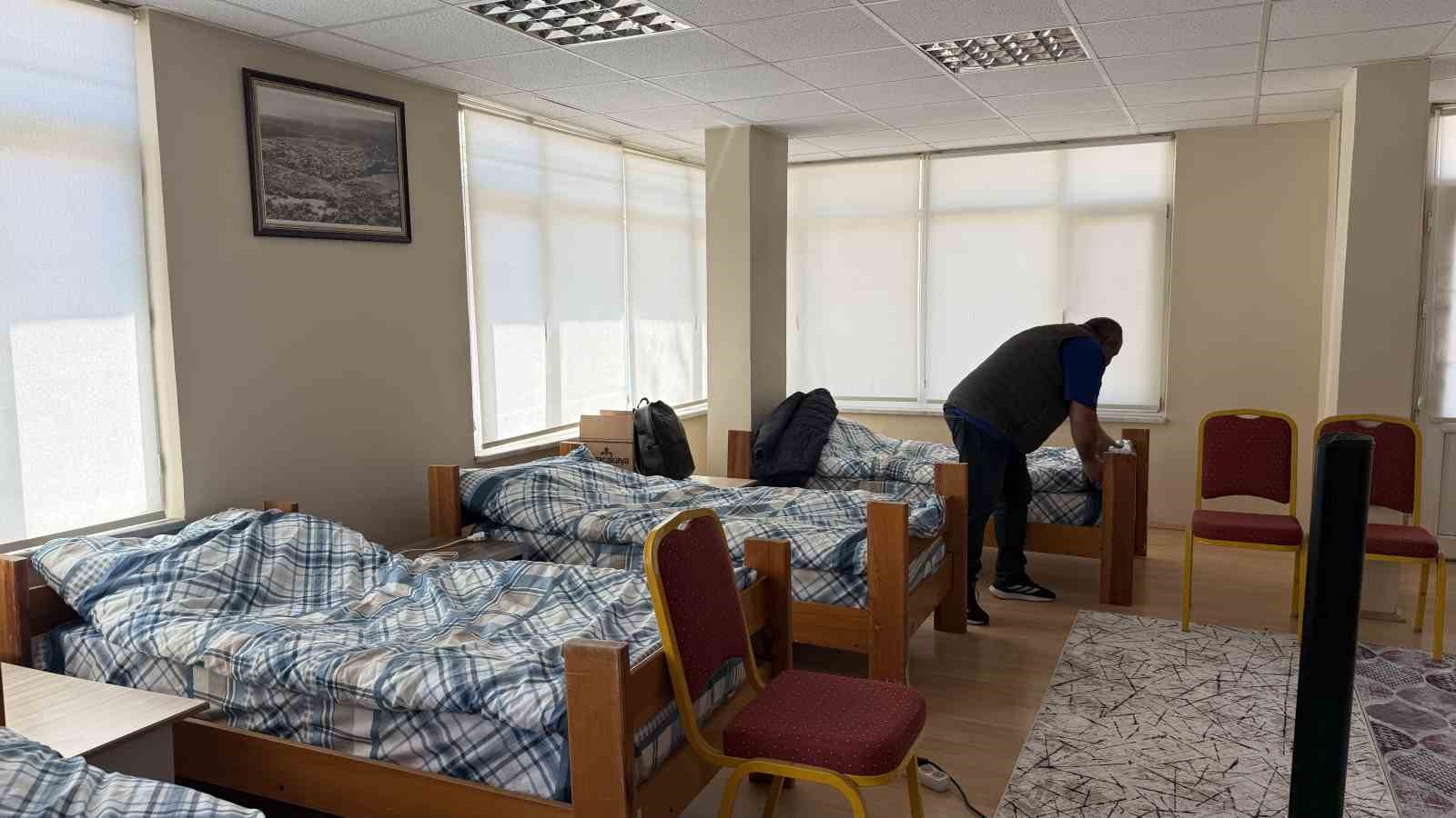hem baskan hem teknik direktor hem de malzemeci 1 M67iyAwY