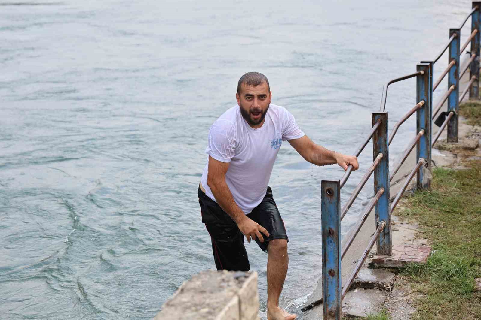 Hem canlarını hiçe sayıyorlar, hem de başkalarına kanalda yüzme öğretiyorlar 6 hem canlarini hice sayiyorlar hem de baskalarina kanalda yuzme ogretiyorlar 2 yd8u3NQM