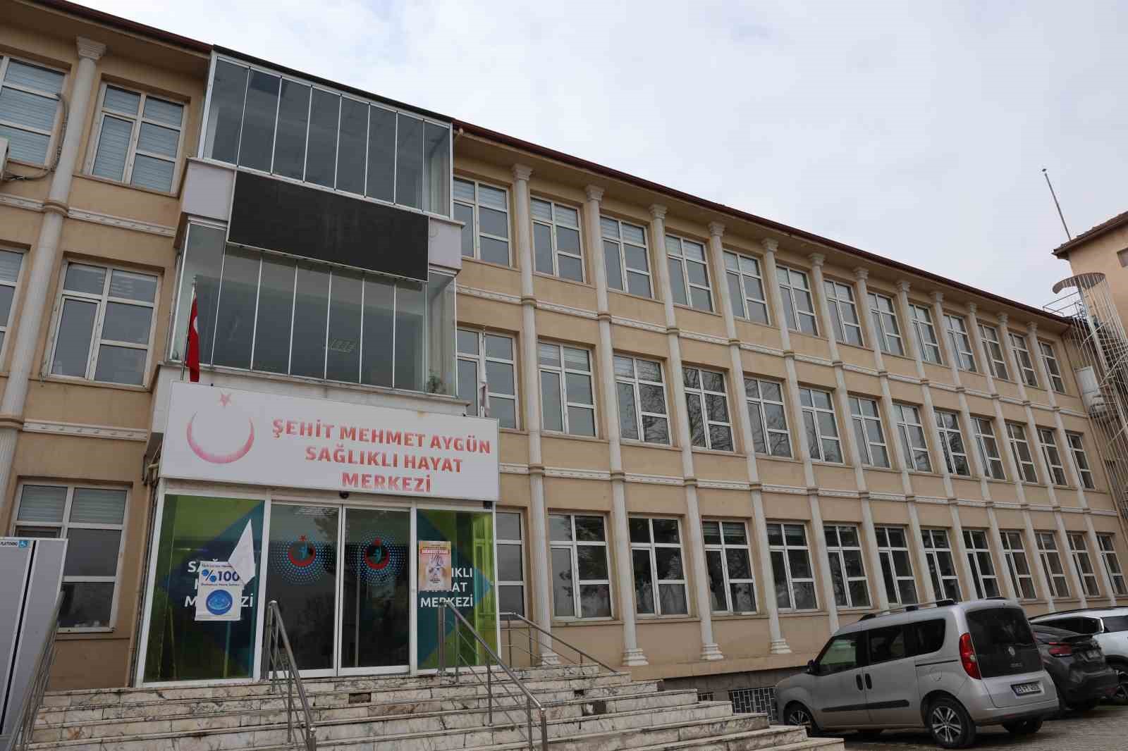 hemsirenin israriyla gittigi taramada meme kanseri cikti hayati kurtuldu 2 1gXz2ZLK