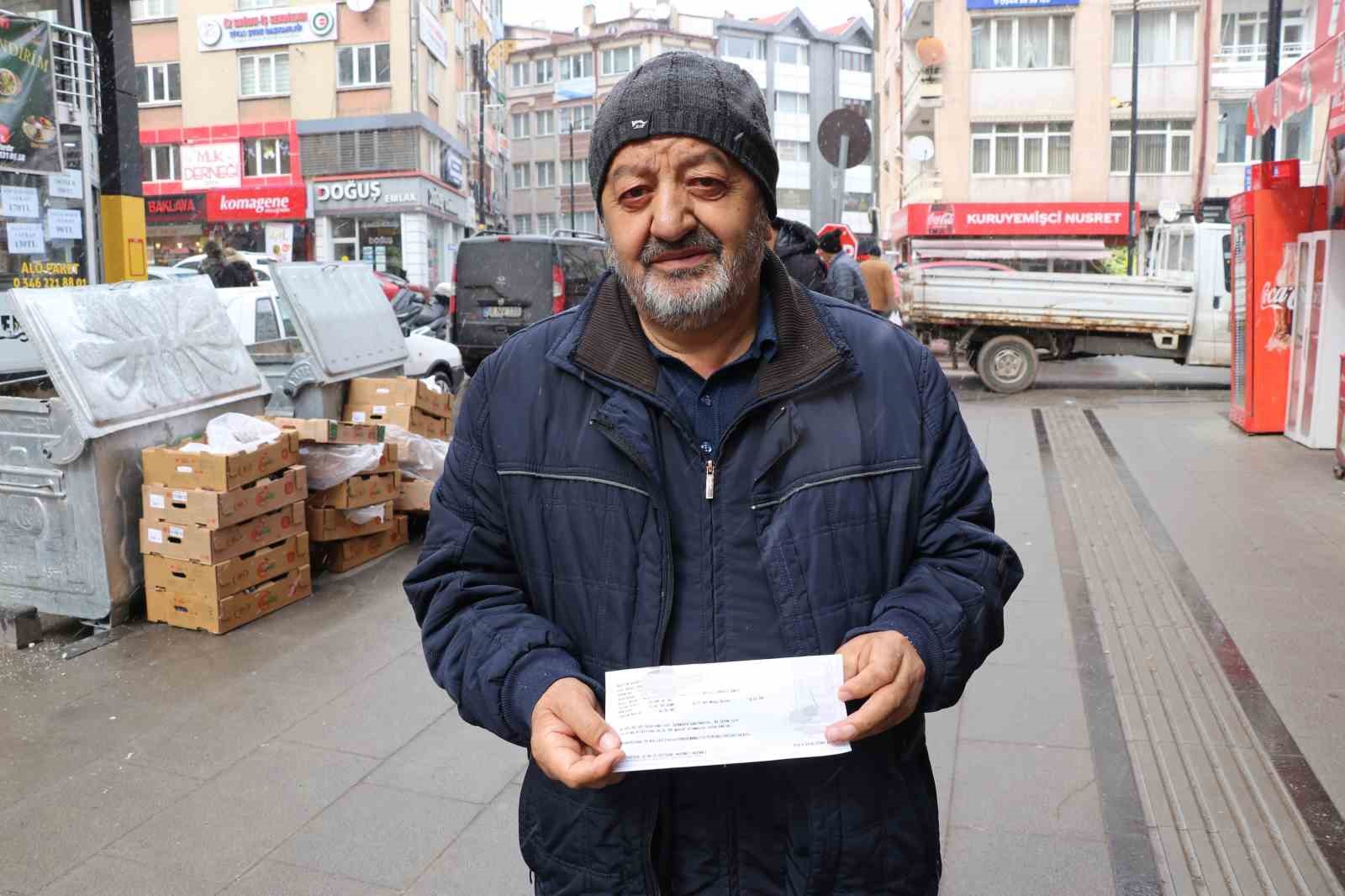 hesabina gelen parayi iade etmisti umre vaadiyle dolandirildi 1 4WW6WZYI