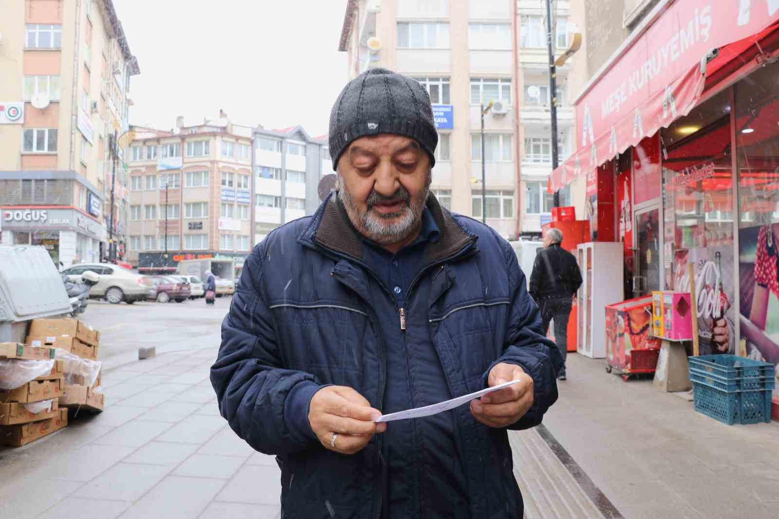 hesabina gelen parayi iade etmisti umre vaadiyle dolandirildi 4 Khj3EVQd