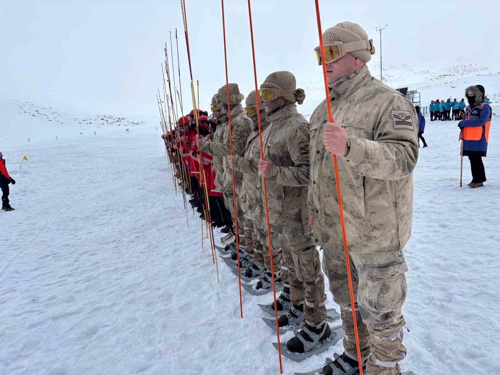 hesarek kayak merkezinde gercegini aratmayan arama kurtarma tatbikati 6 Jr6CevIl