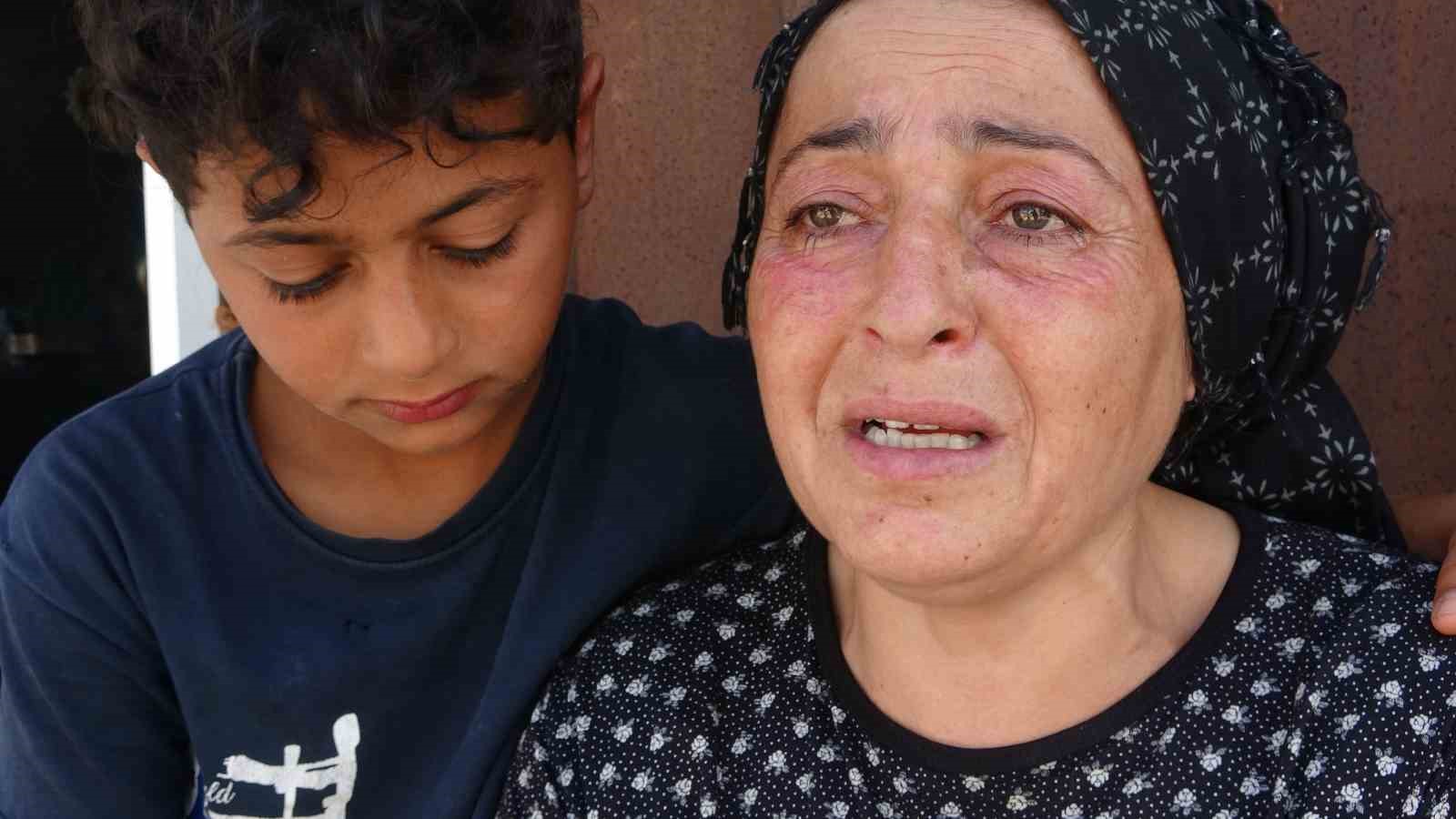 Heyelanda bir çocuğu ölen, diğer evladı 6 gündür yaşam mücadelesi veren gözü yaşlı anne: "Bayram sevincimiz vardı, gitti" 5 heyelanda bir cocugu olen diger evladi 6 gundur yasam mucadelesi veren gozu yasli anne RhDkfX1C