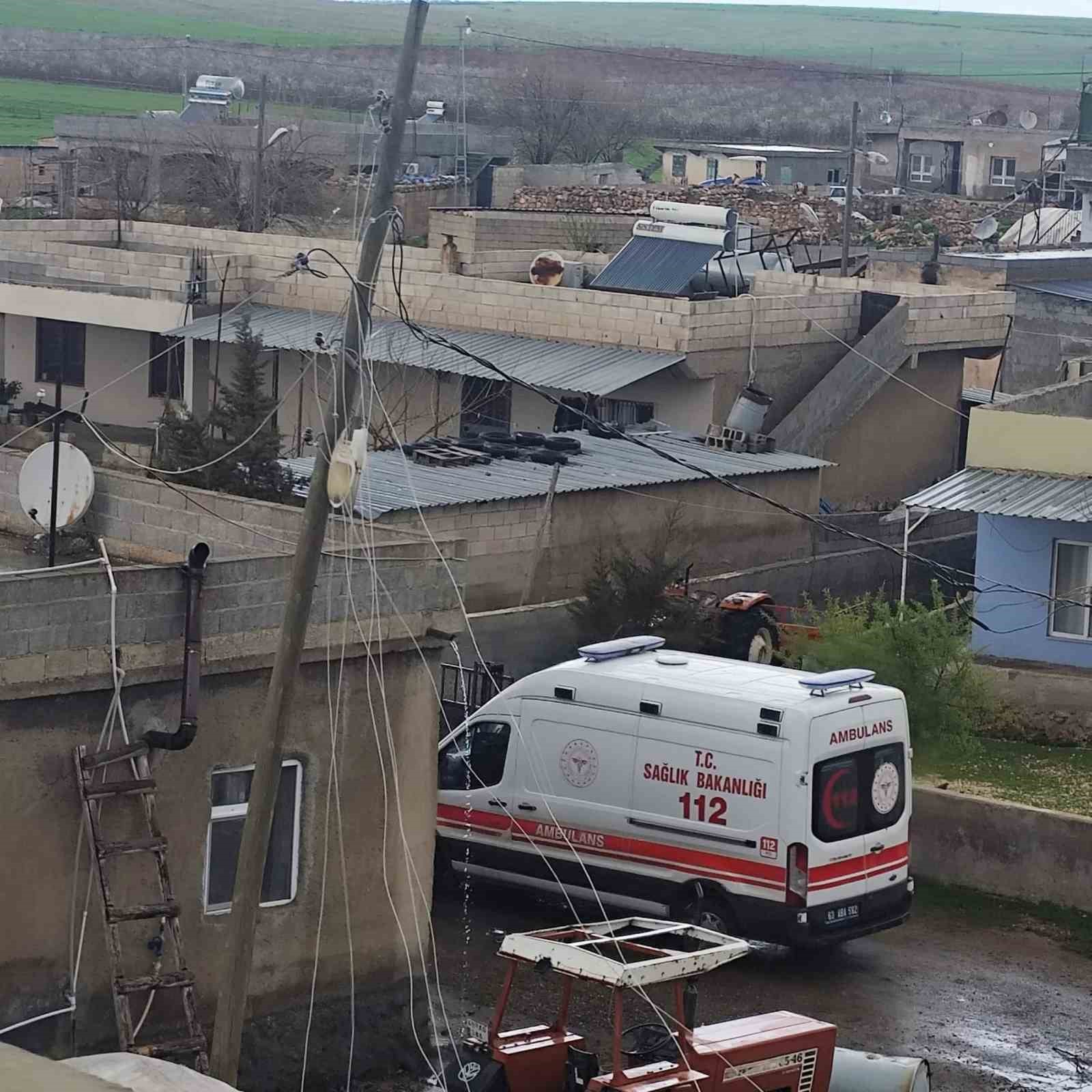 hilvanda dehset anlari kamerada firtina catilari ucurdu direkleri devirdi 2 i6z5pMy9
