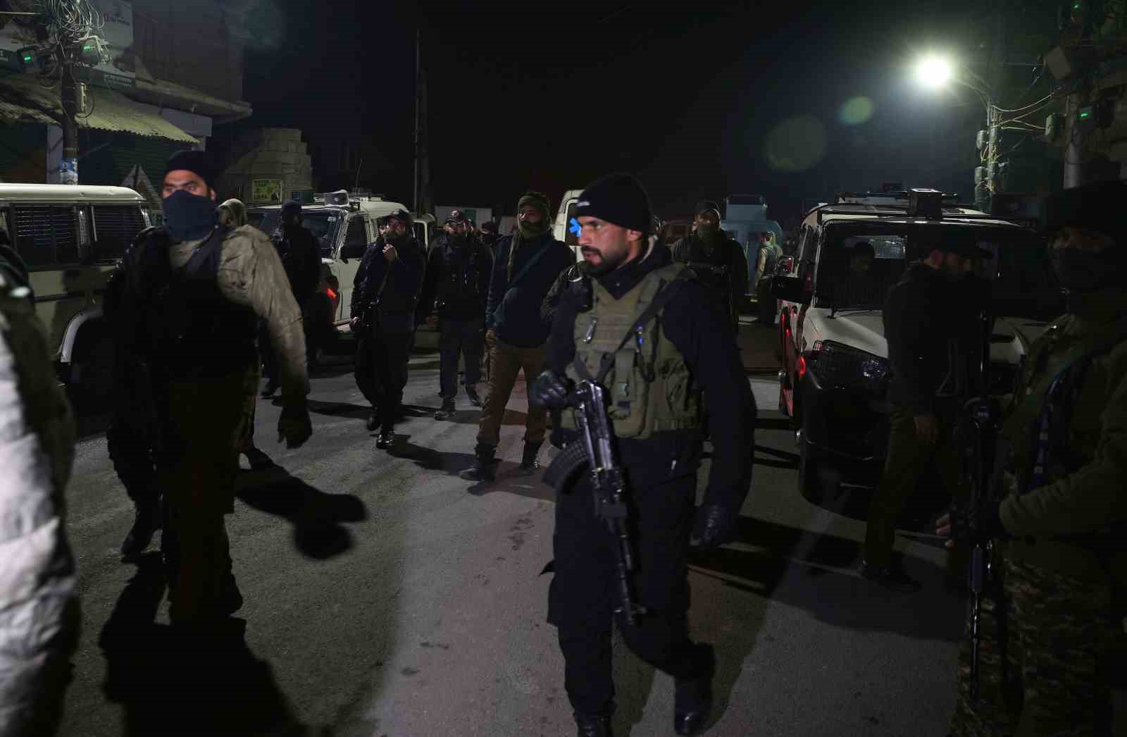 hindistanda karakolda patlama 9 olu 32 yarali 5 1lntSJ64