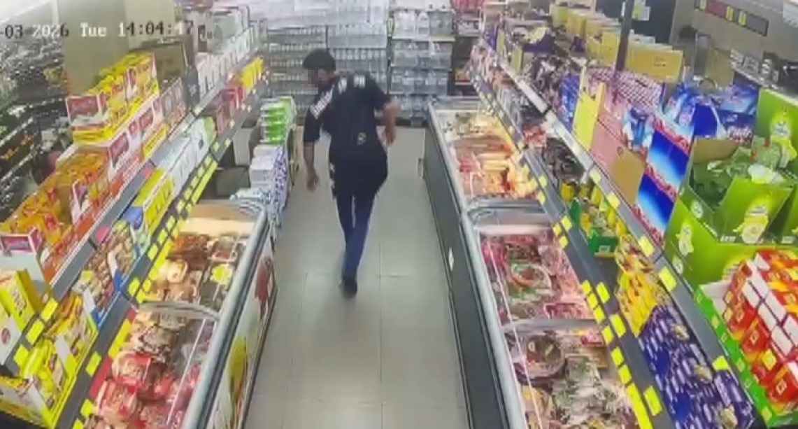 Hırsızlık yapmaması için uğraşan kız arkadaşını da kandırıp ne varsa çaldı 10 hirsizlik yapmamasi icin ugrasan kiz arkadasini da kandirip ne varsa caldi 6 9bshApbI