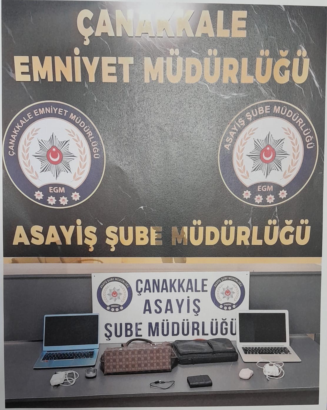 Hırsızlıktan 45 ayrı suç kaydı olan şüpheli oto hırsızlığından tutuklandı 4 hirsizliktan 45 ayri suc kaydi olan supheli oto hirsizligindan tutuklandi 0 SEYj4VzI