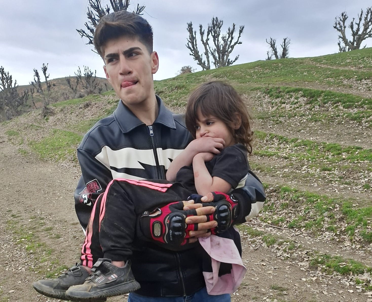 hizanda kaybolan minik rabia icin 250 kisi gorev aldi 0 aZeXYbnF