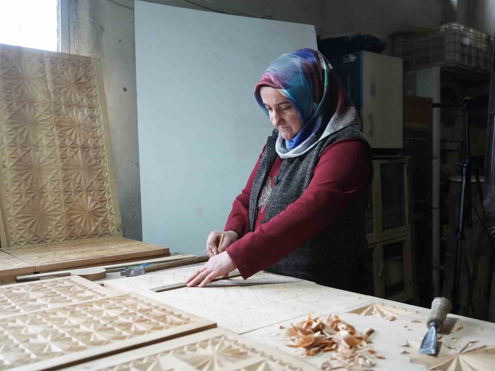 hobi olarak basladi siparisler ulke geneline yayildi selcuklu ve osmanli motifli urunlere yogun talep yKRaCWSk