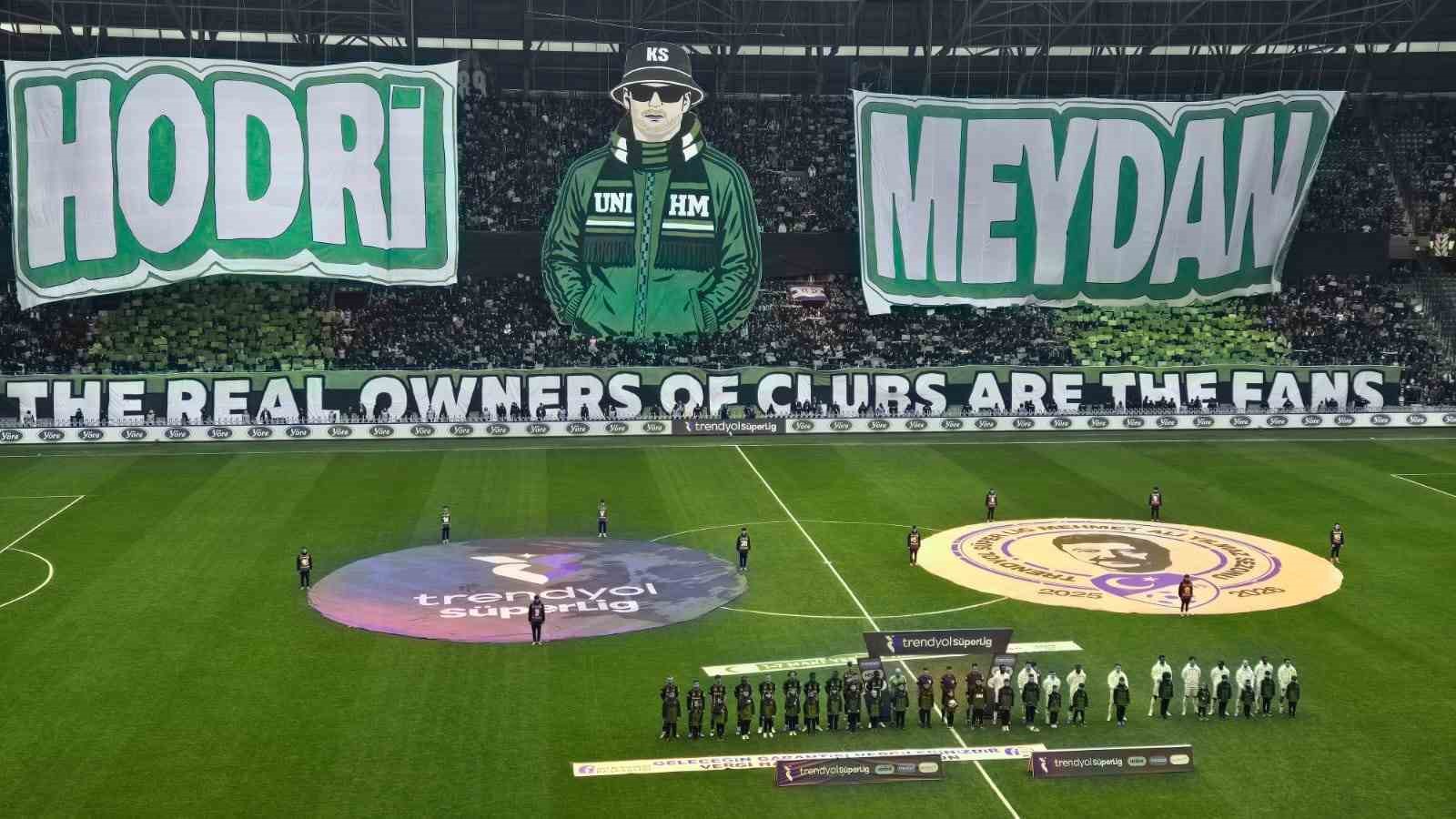 hodri meydandan besiktas macina ozel koreografi 1 W5BXBpIr