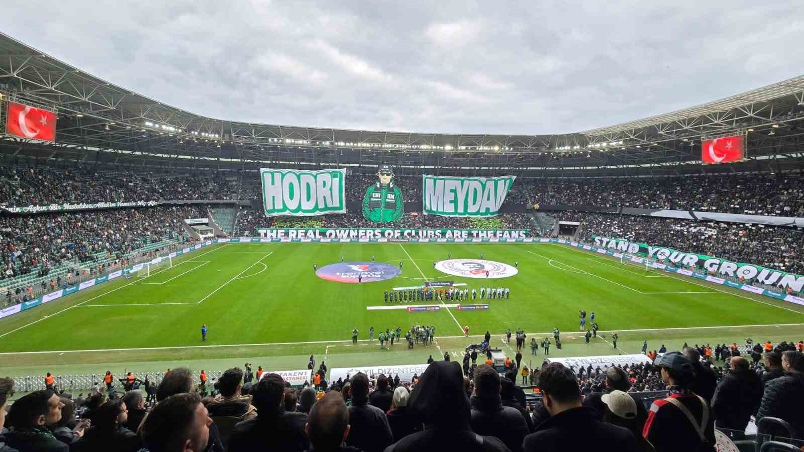 hodri meydandan besiktas macina ozel koreografi 3