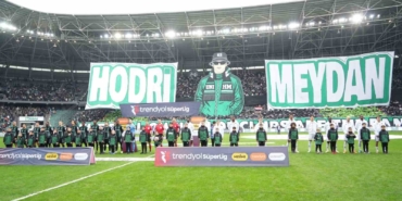 hodri-meydandan-besiktas-macina-ozel-koreografi-OIwvXTb4.jpg