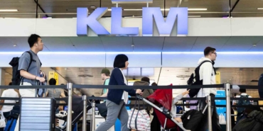 hollanda-kraliyet-havayollari-amsterdam-tel-aviv-ucuslarini-gecici-olarak-askiya-aldi-elZCE9kc.jpg