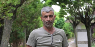 hollandada-yasayan-gurbetci-buldugu-kuran-i-kerimleri-musluman-ailelere-dagitti-WSaR8uZj.jpg