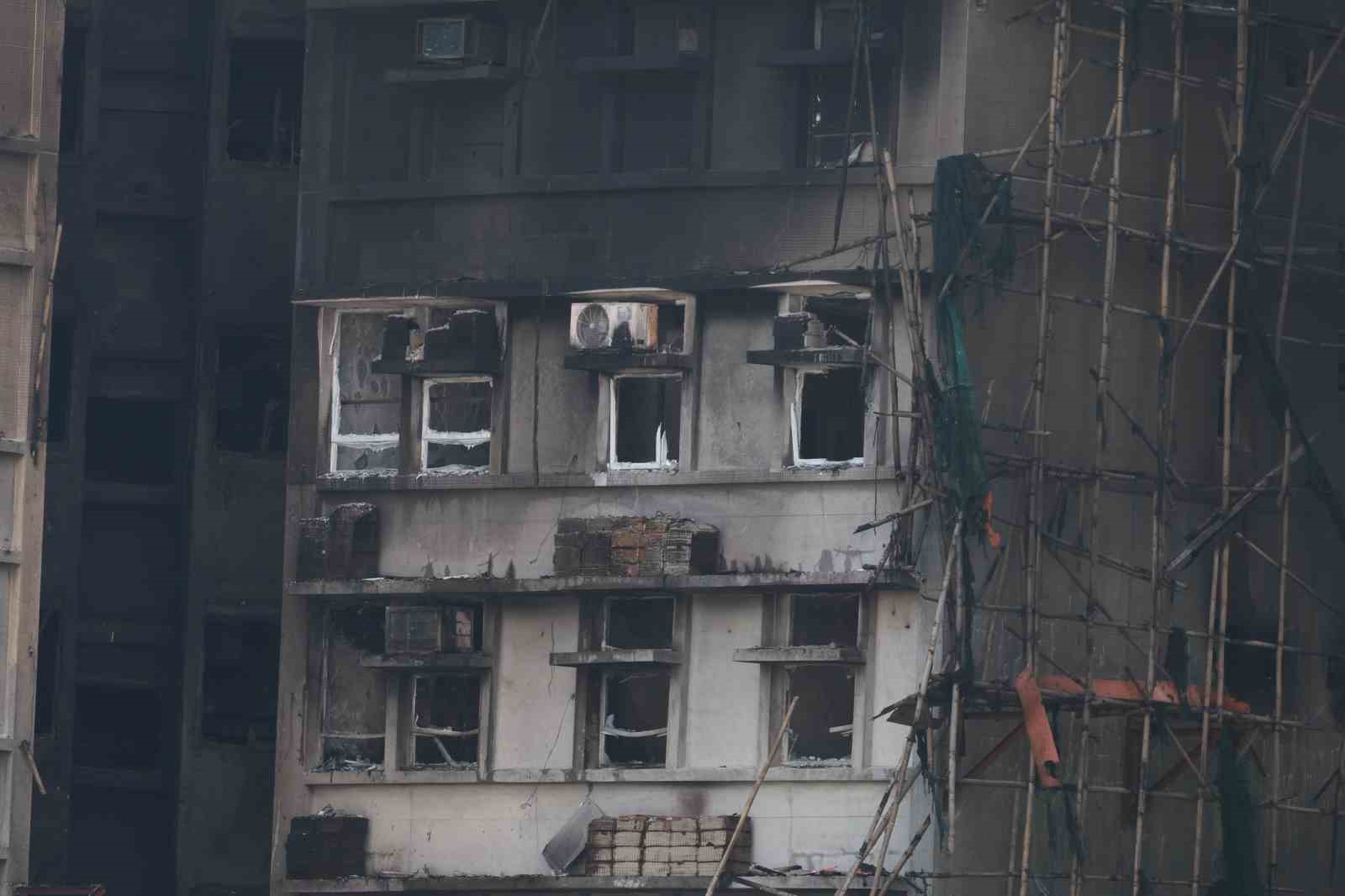 hong kongdaki yangin faciasinda can kaybi 128e yukseldi 2