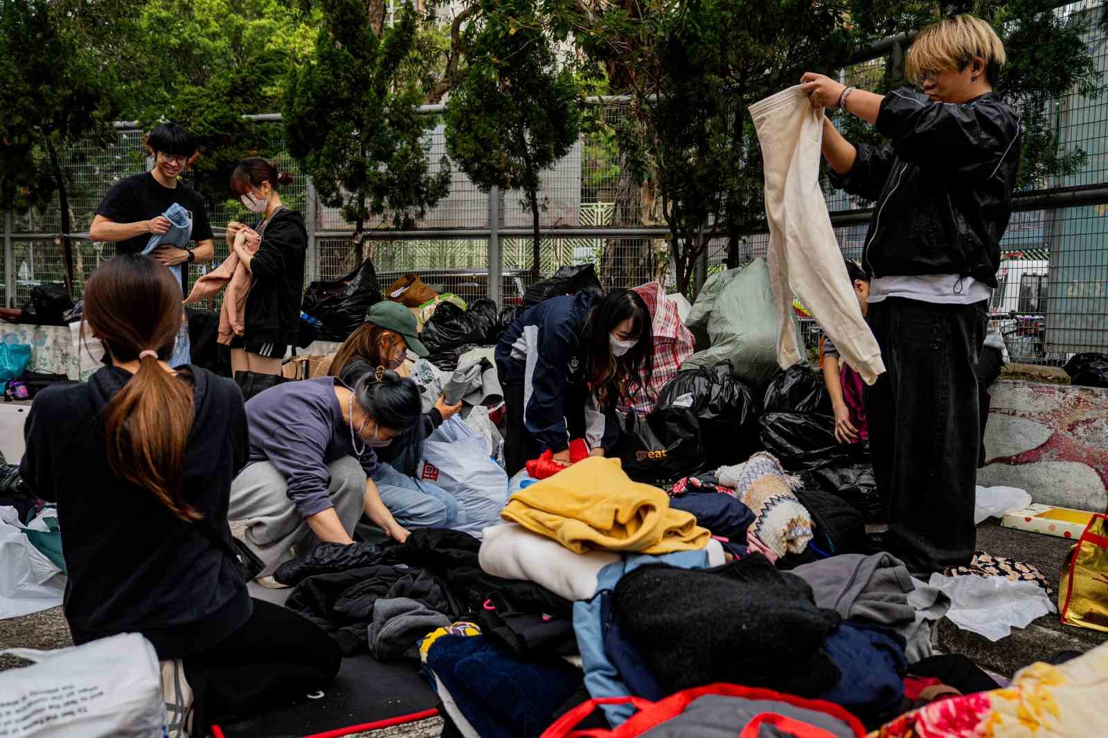 hong kongdaki yangin faciasinda olu sayisi 65e yukseldi 2 fr3dPzu2