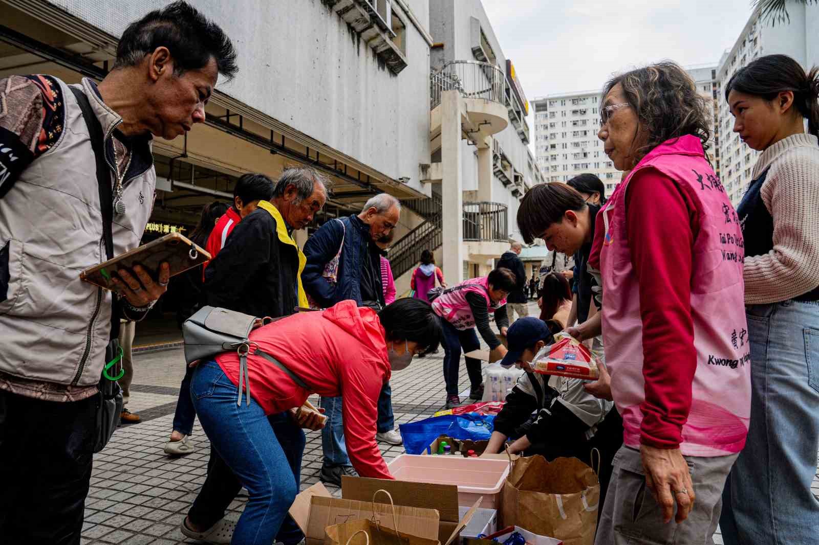 hong kongdaki yangin faciasinda olu sayisi 65e yukseldi 3 JRq8Fh7D