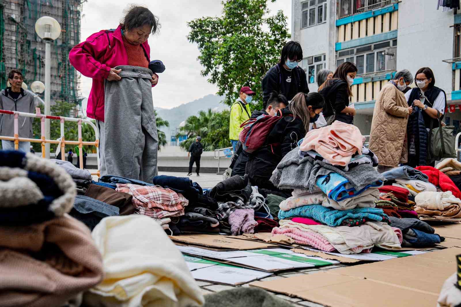hong kongdaki yangin faciasinda olu sayisi 65e yukseldi 4 wbgKli41