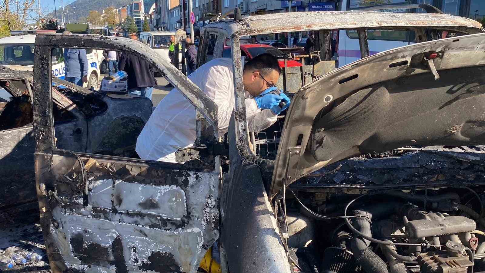 hopada minibus yangini korkuttu 0 wpqrNcGw