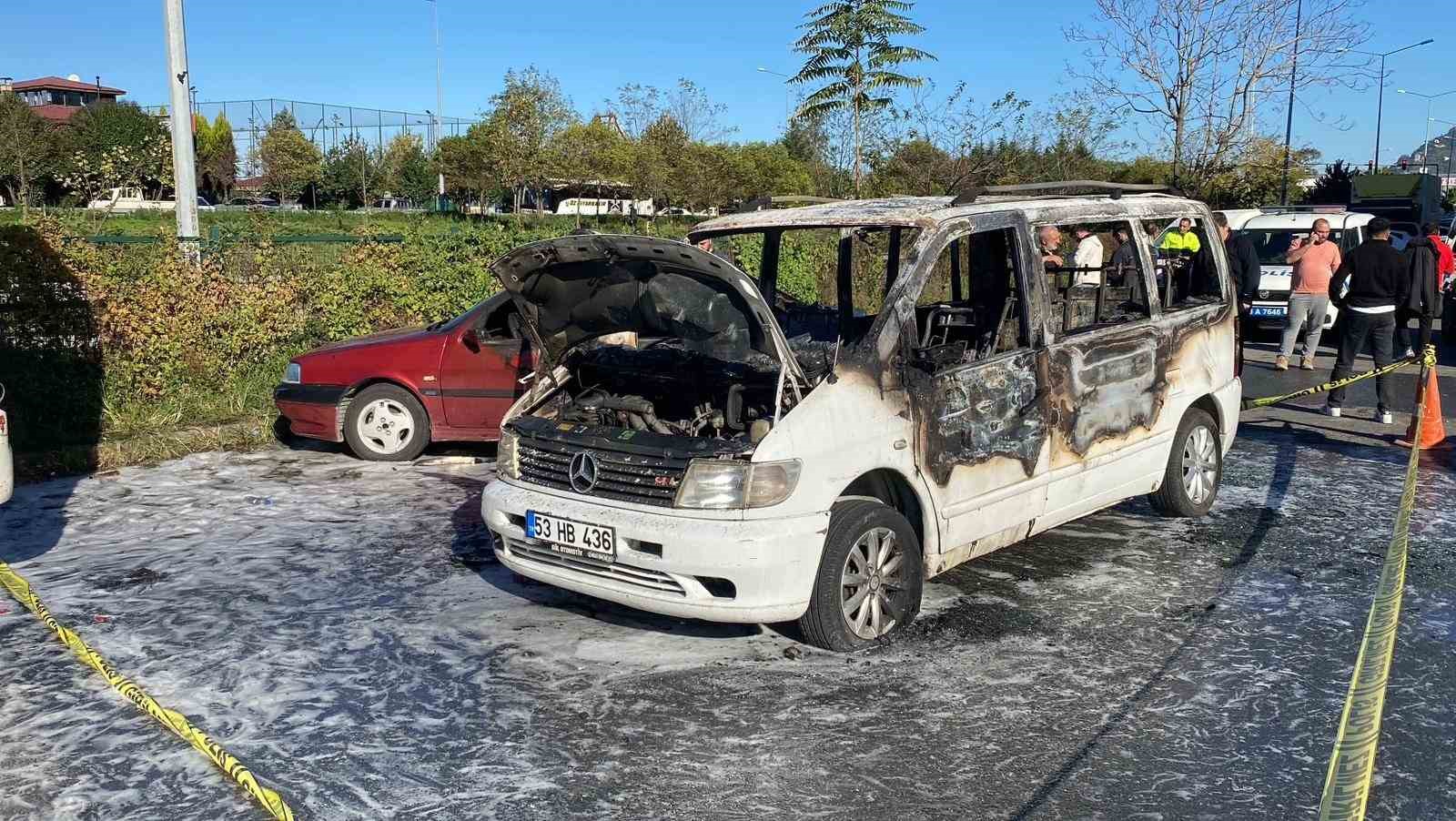 hopada minibus yangini korkuttu 3 arbNubbs