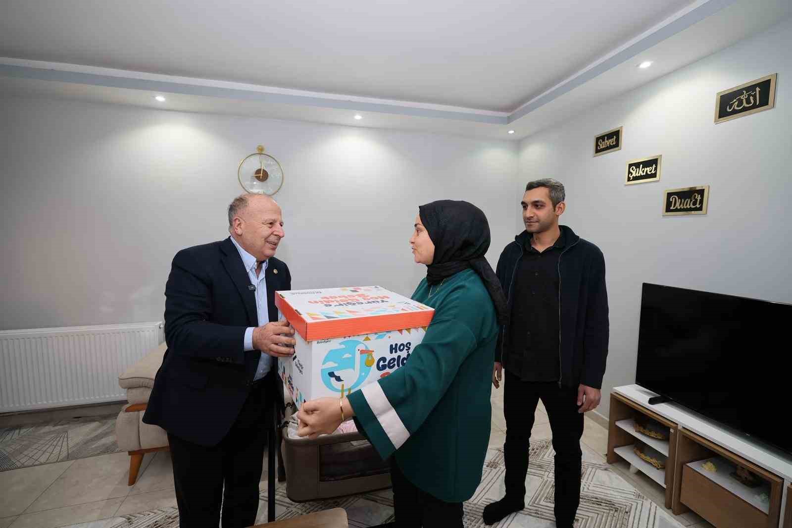 hos geldin bebek projesiyle 5 bin 300 ailenin mutluluguna ortak oldular 3 Jublu7NB