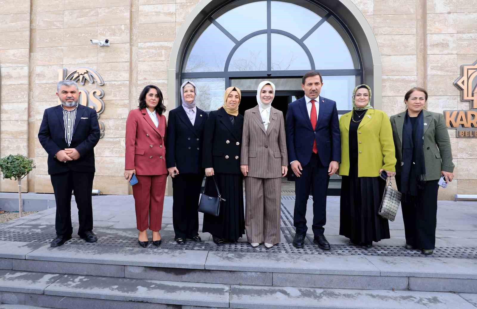 hoskubbe bebek kutuphanesi aile yilinda karataya deger katiyor 2 VcU1Qezh